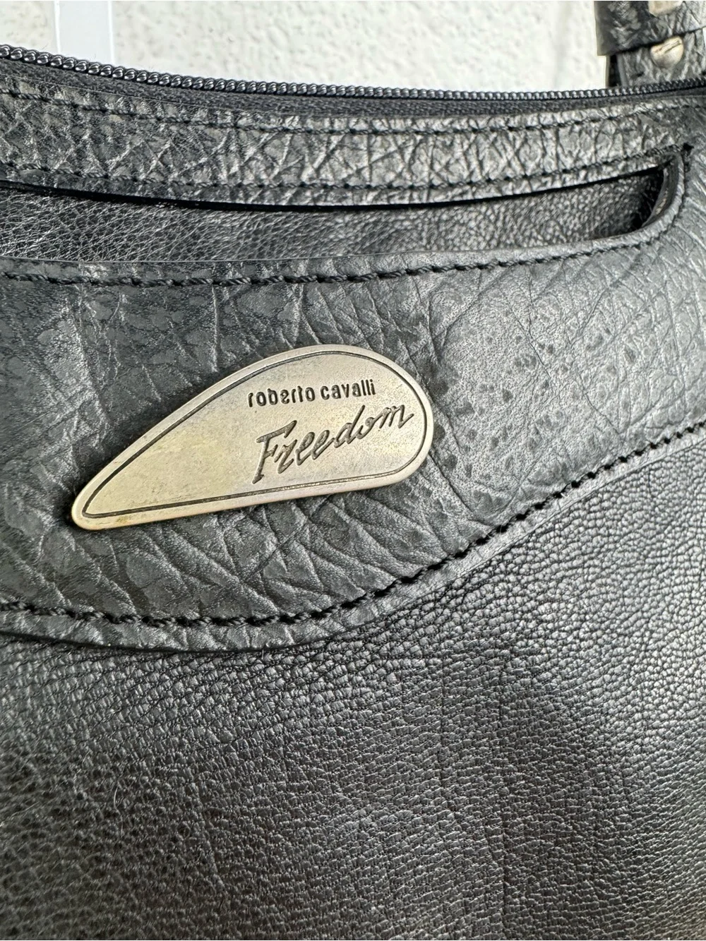 Roberto Cavalli Freedom Vintage Y2K Black Leather Shoulder Bag